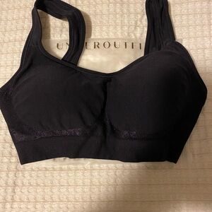 UNDEROUTFIT Black Comfort Fitting Bra size Medium New W/ Tags
